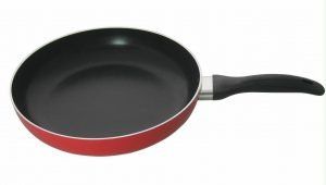 colorful_non_stick_aluminum_frying_pan-cooking 3